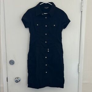 Elegant Black Short-Sleeve Mini Dress
